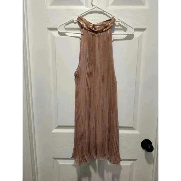 Worthington Shimmer Champagne Sleeveless High Neck Pleated Halter Blouse Top XL - Picture 10 of 10